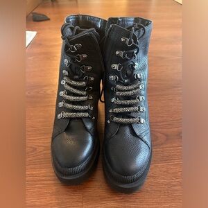 Steven New York Chelsea boots